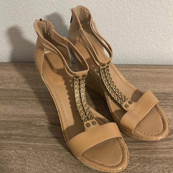 Kenneth Cole Reaction Shoes - Keneth Cole Women's Reaction Tan Wedge Size 9 Medium